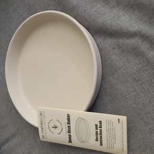 Pampered Chef Deep Dish Baker